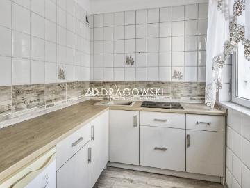 Dwupokojowe mieszkanie na Saskiej Kępie z loggią i świetną komunikacją