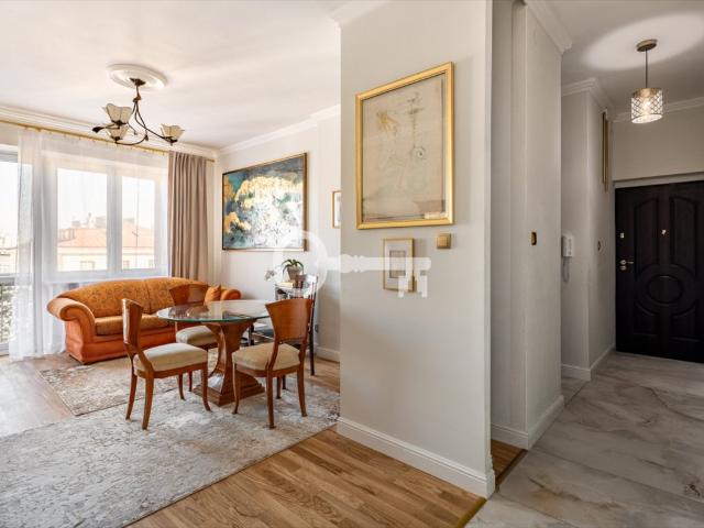 Warszawa Śródmieście 111 m² 4 pokoje, balkon, piwnica