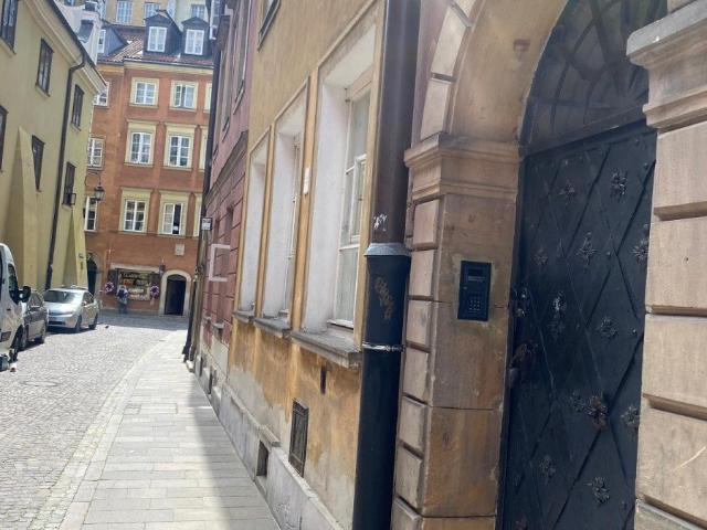 Polecam urokliwe 30 m² w sercu Starego Miasta z widokiem na Barbakan