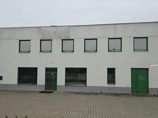 Przestronny lokal 1500 m² z magazynem i biurami Warszawski Zachodni