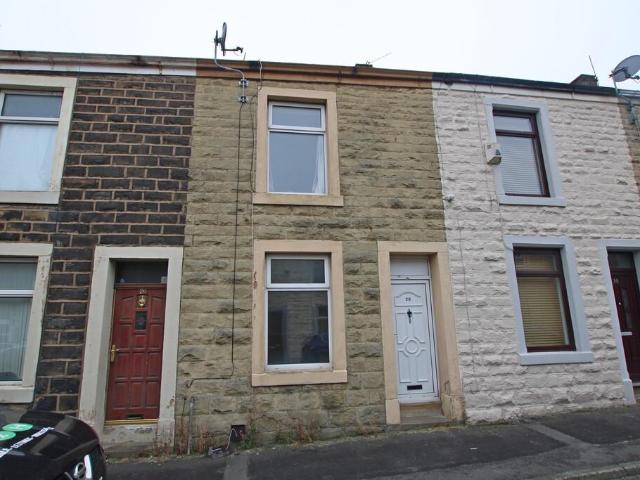 Washington Street, Accrington 2 bed terraced house to rent £595 pcm £137 pw