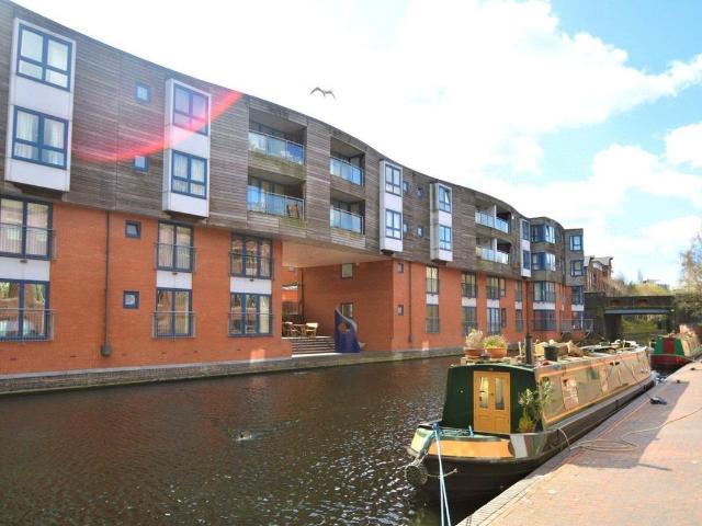 Washington Wharf, Birmingham, West Midlands B1, 2 bed flat to rent, £1,045 pcm | PrimeLocation