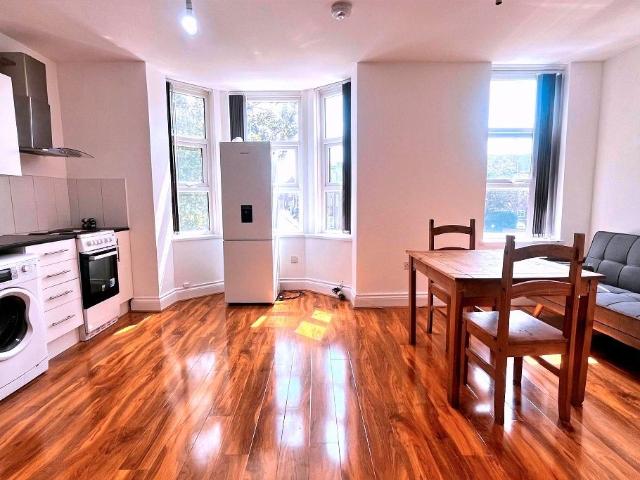Washwood Heath Road B8, 1 bed flat to rent, £750 pcm | PrimeLocation