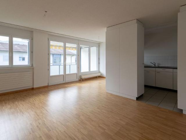 Wasserwerkstrasse schöne moderne 3 1/2 Zimmer Wohnung im 2.OG