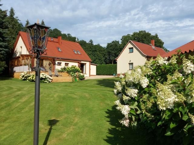 Wassergrundstück Groß Köris, Exklusives See Anwesen mit Steg & Gästehaus Provisionsfrei