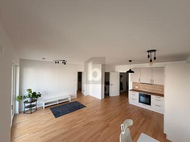 WASSERNÄHE & GROßER BALKON MIT KOMFORT