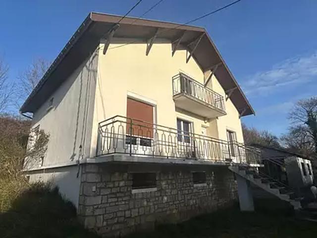 Wassy 52130 Achat / Vente maison 5 pièces t5