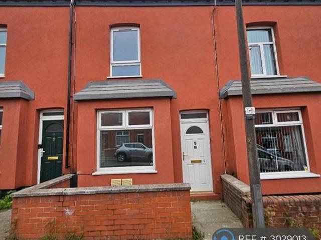 Watt St, Bolton, BL6 2 bed terraced house to rent £875 pcm £202 pw
