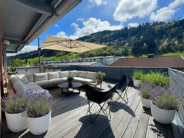 PREISREDUKTION! Wattens: Exklusive 4 Zimmer Penthousewohnung mit sonniger XXL Südwest Terrasse & 2 Garagenplätzen