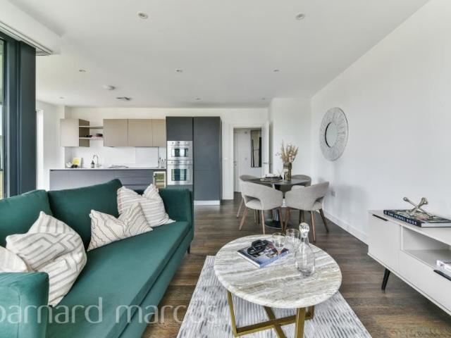 Watteau Square, Croydon CR0, 2 bed flat to rent, £2,150 pcm | PrimeLocation