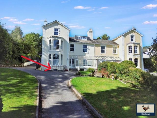 Watts Road, Tavistock, PL19 8LF 2 bed flat to rent £1,000 pcm £231 pw