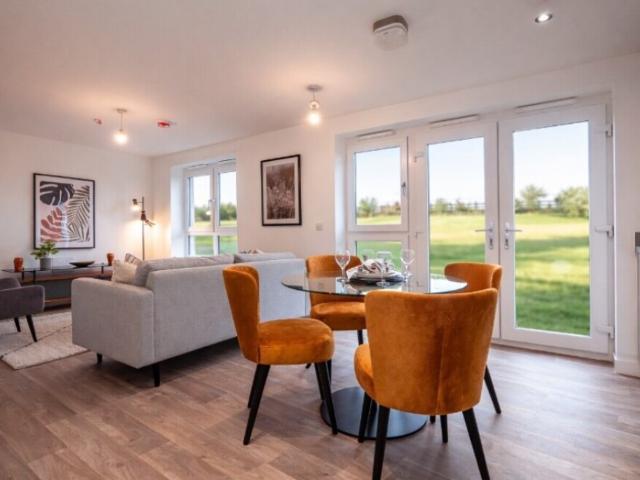 Watanabe Cruik, South Queensferry. 2 bed flat to rent £1,190 pcm £275 pw