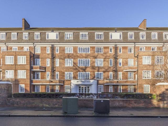 Watchfield Court, Chiswick W4, 3 bed flat to rent, £3,500 pcm | PrimeLocation