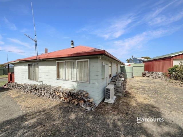 Water Views, Big Shed, Classic Shack Charm