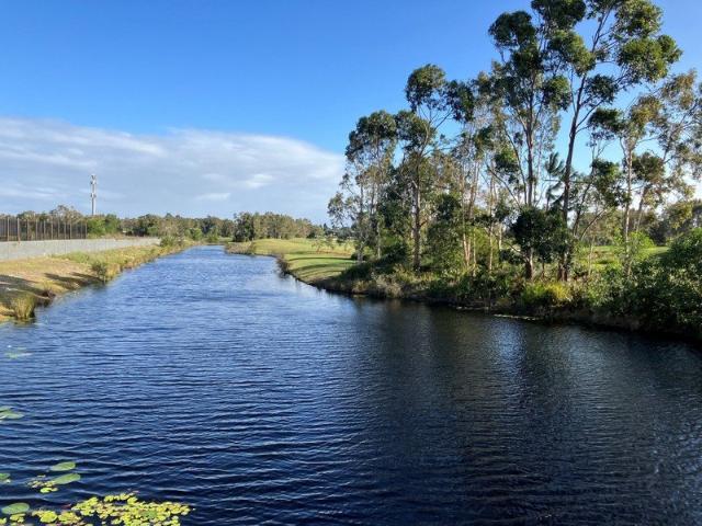 WATER VIEWS, NATURE SETTING