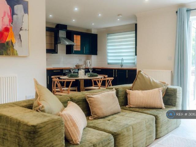 Water Eaton Road, Oxford, OX2 2 bed flat to rent £2,350 pcm £542 pw
