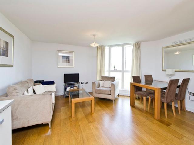Water Gardens Square, Canada Water SE16, 2 bed flat to rent, £2,700 pcm | PrimeLocation
