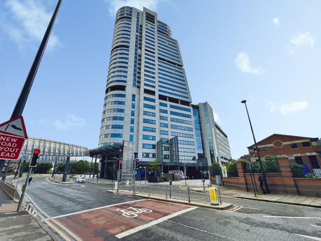 Water Lane, Leeds LS11, 2 bed flat to rent, £1,600 pcm | PrimeLocation