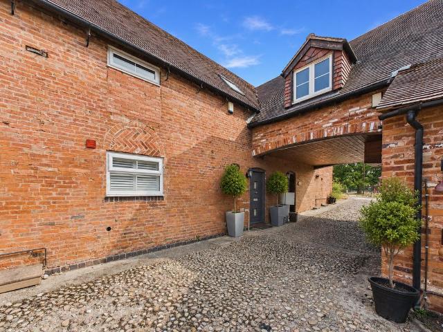 Water Orton Lane, Minworth, Sutton Coldfield B76, 1 bed barn conversion to rent, £925 pcm | PrimeLocation