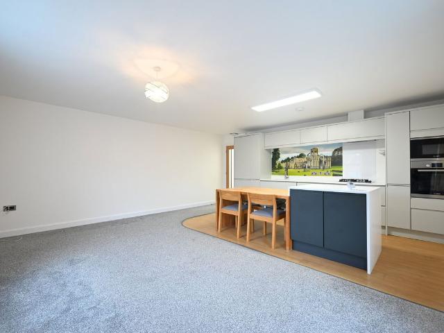 Water Skellgate, Ripon HG4, 2 bed flat to rent, £1,000 pcm | PrimeLocation