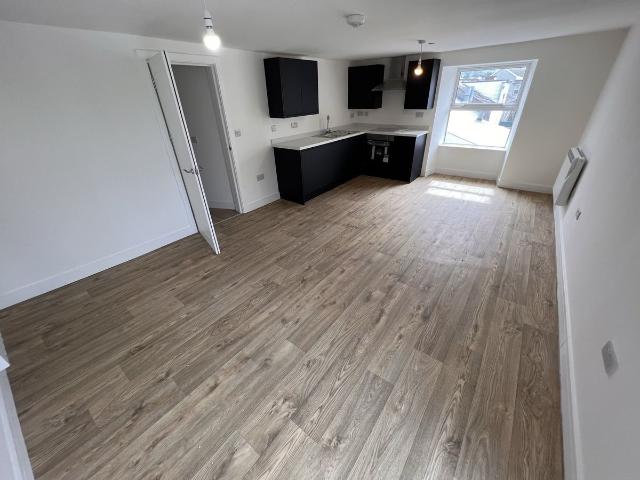 Water Street, Carmarthen, Carmarthenshire SA31, 2 bed flat to rent, £695 pcm | PrimeLocation