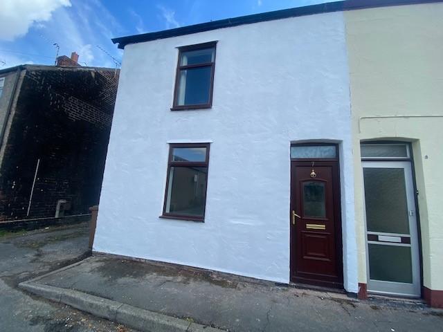 Water Street, Mold, CH7 2 bed house to rent £825 pcm £190 pw