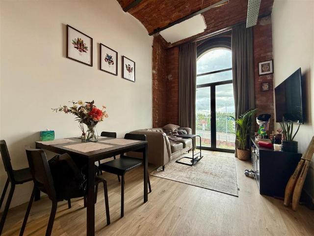 Water Street, Stockport 1 bed apartment to rent £950 pcm £219 pw