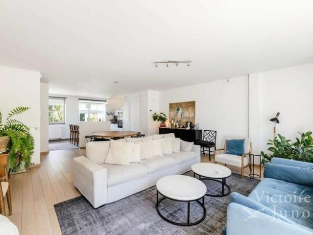 Watermael: beautiful 4 bedroom house + office with garden
