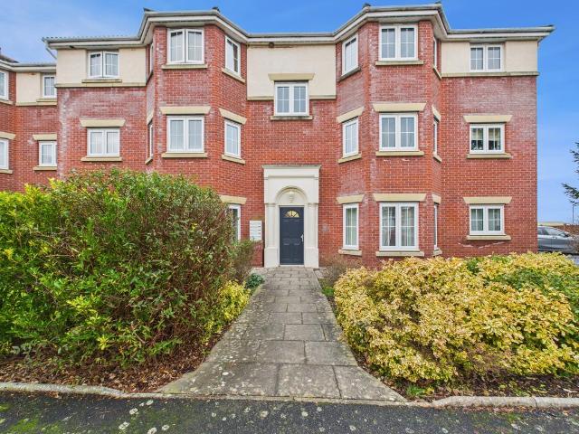 Watermans Walk, Harraby, Carlisle, CA1 2 bed flat to rent £750 pcm £173 pw