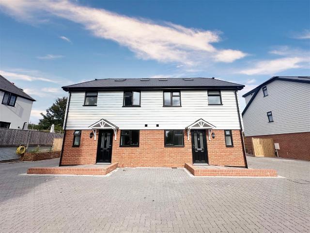 Watermill Lane, Bexhill On Sea TN39, 4 bed semi detached house to rent, £1,700 pcm | PrimeLocation