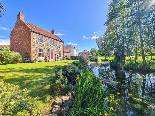 Watermill Lane, North Stainley 4 bed detached house to rent £1,995 pcm £460 pw