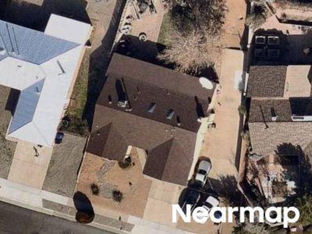 Watercress Dr NE
