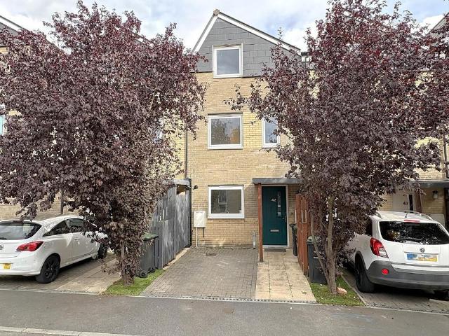 Watercress Way, Gravesend, DA11 9FE 4 bed terraced house to rent £1,950 pcm £450 pw