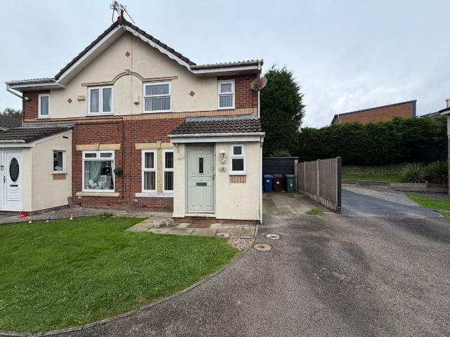 Waterdale Drive, Whitefield M45, 3 bed semi detached house to rent, £1,195 pcm | PrimeLocation
