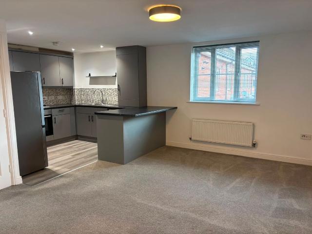 Waterfields, Retford DN22, 2 bed property to rent, £875 pcm | PrimeLocation