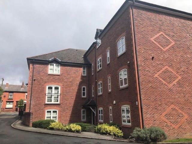 Waterford Court, Carlton Street, Farnworth BL4, 2 bed flat to rent, £775 pcm | PrimeLocation