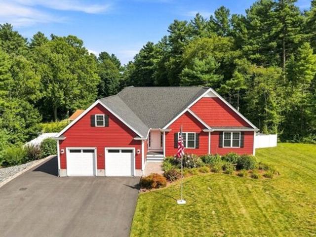 Waterford Cir, Dighton, Home For Sale