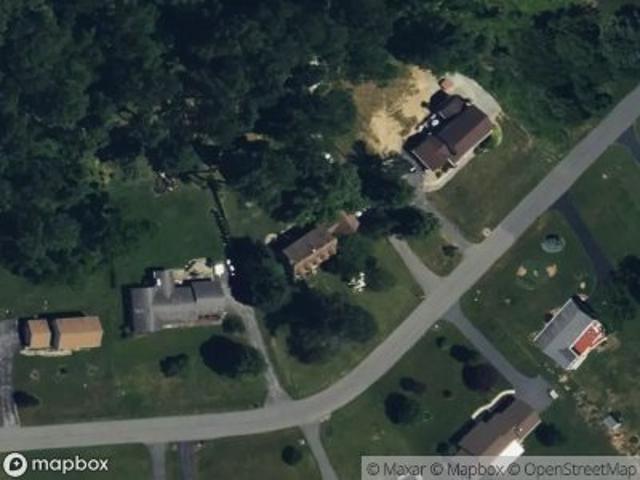 Waterford Dr