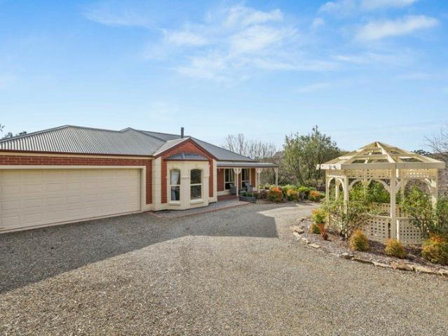 Waterford Sanctuary: Federation Charm, Workshop Shed, and 1.13 Acres of Pure Lifestyle