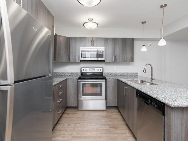 Waterford Village Apartments 2 Bedroom Apartment for Rent at 90 Waterford Bay, Winnipeg, MB R3T Beaumont