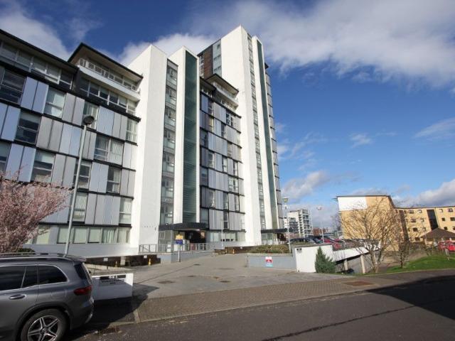 Waterfront, Mavisbank Gardens, Unfurnished G51, 1 bed flat to rent, £1,025 pcm | PrimeLocation