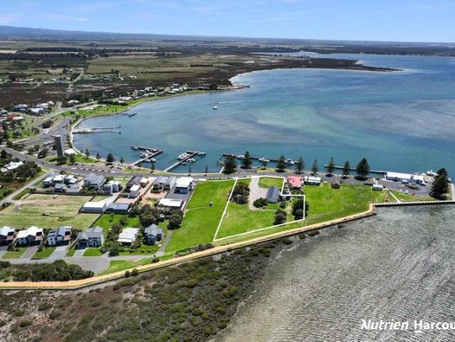Waterfront Motel Business and Land Opportunity