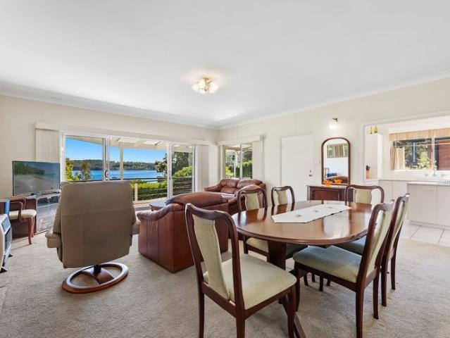 Waterfront Narooma Lakehouse FOR RENT
