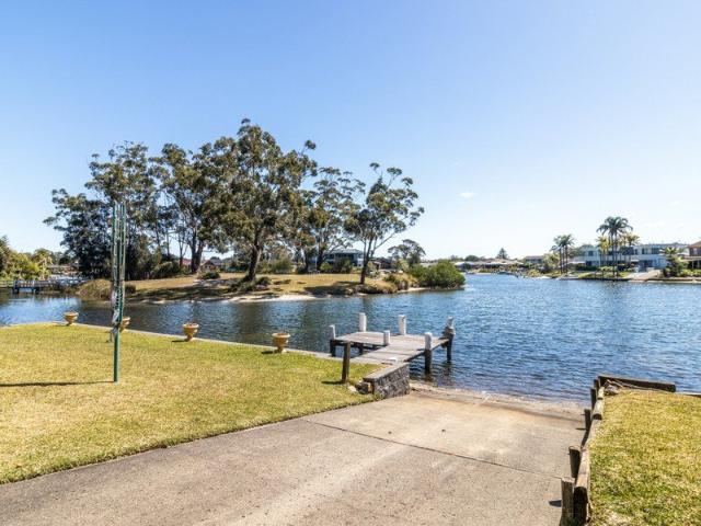 Waterfront on Corang