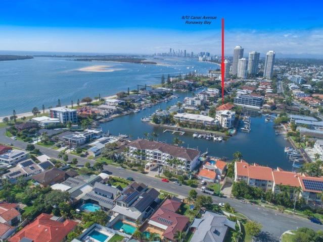 Waterfront Apartment with Marina Berth in 'La Provence' Complex