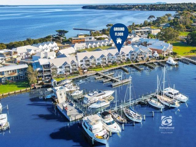 WATERFRONT BANCROFT BAY APARTMENT