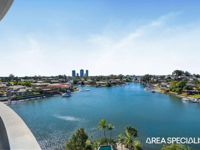 Waterfront Corner Apartment Waterpoint Residences