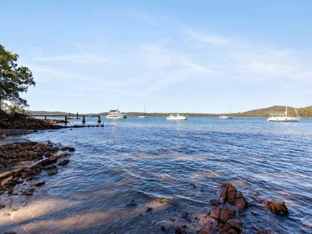 Waterfront Dream Home Canvas with DA Approval, the simplest lifestyle upgrade