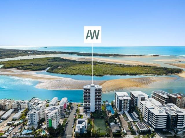 Waterfront Elegance In The Heart Of Duporth Avenue