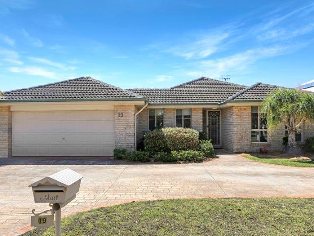 Waterfront Family Home available in Tea Gardens